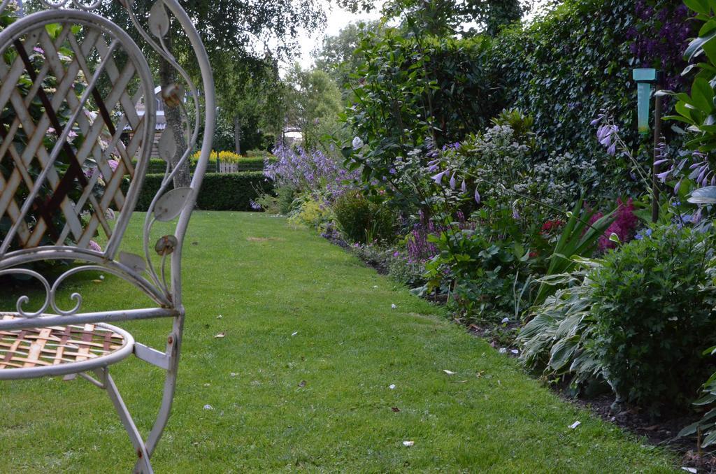 Bloemenhoeve Bed & Breakfast Birdaard Екстериор снимка