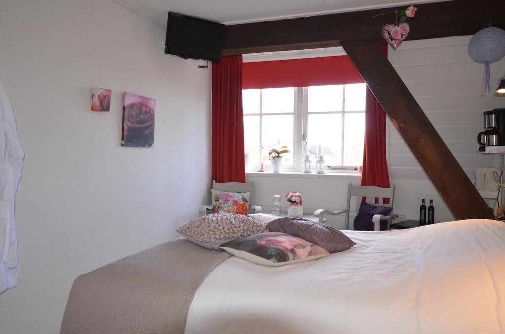 Bloemenhoeve Bed & Breakfast Birdaard Екстериор снимка
