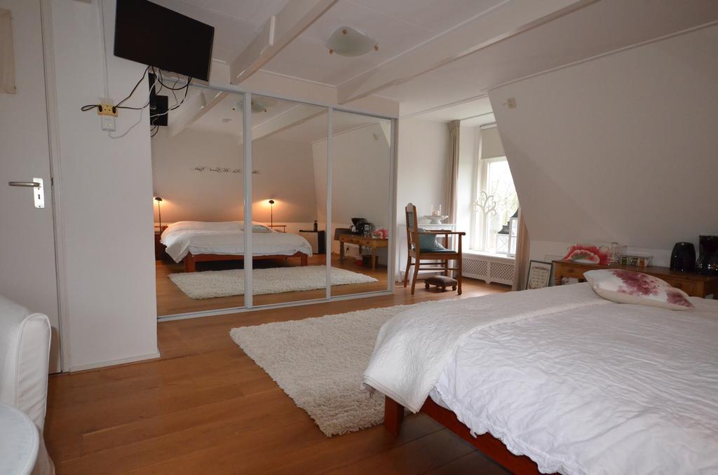 Bloemenhoeve Bed & Breakfast Birdaard Екстериор снимка