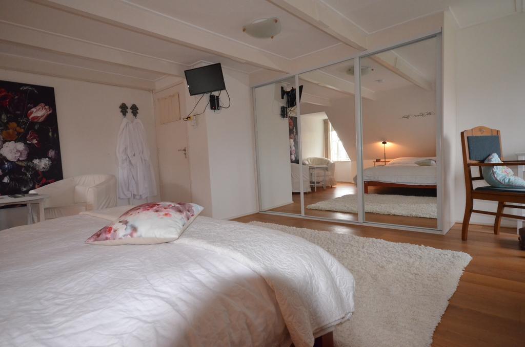 Bloemenhoeve Bed & Breakfast Birdaard Екстериор снимка